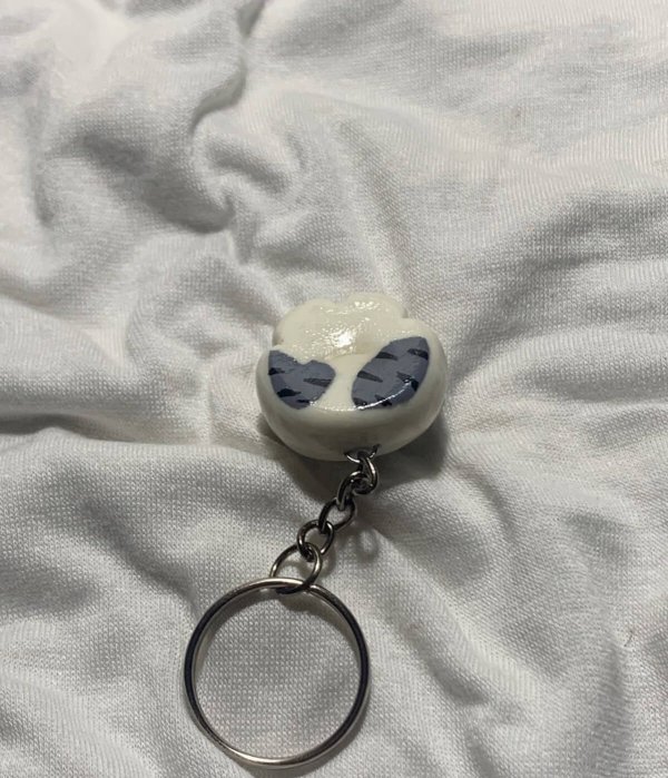Cat Paw keychain - Image 2