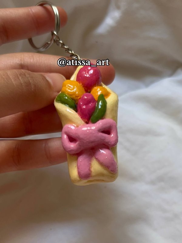 Tulip bouquet keychain - Image 3